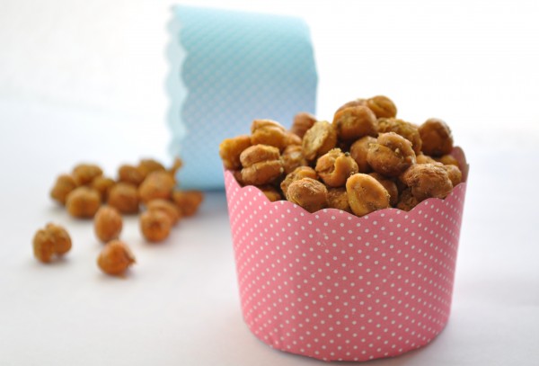 Crispy baked chickpea nibbles
