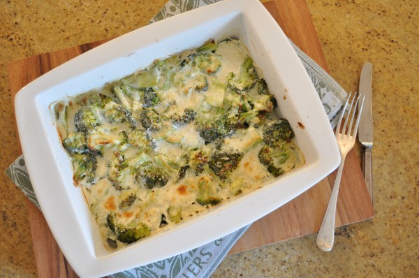 Cheesy broccoli bake