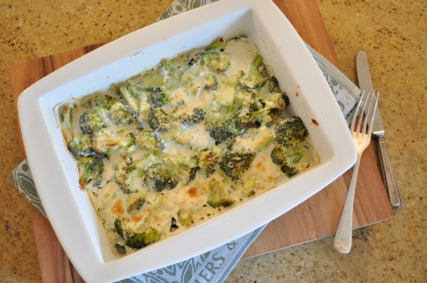 Cheesy broccoli bake