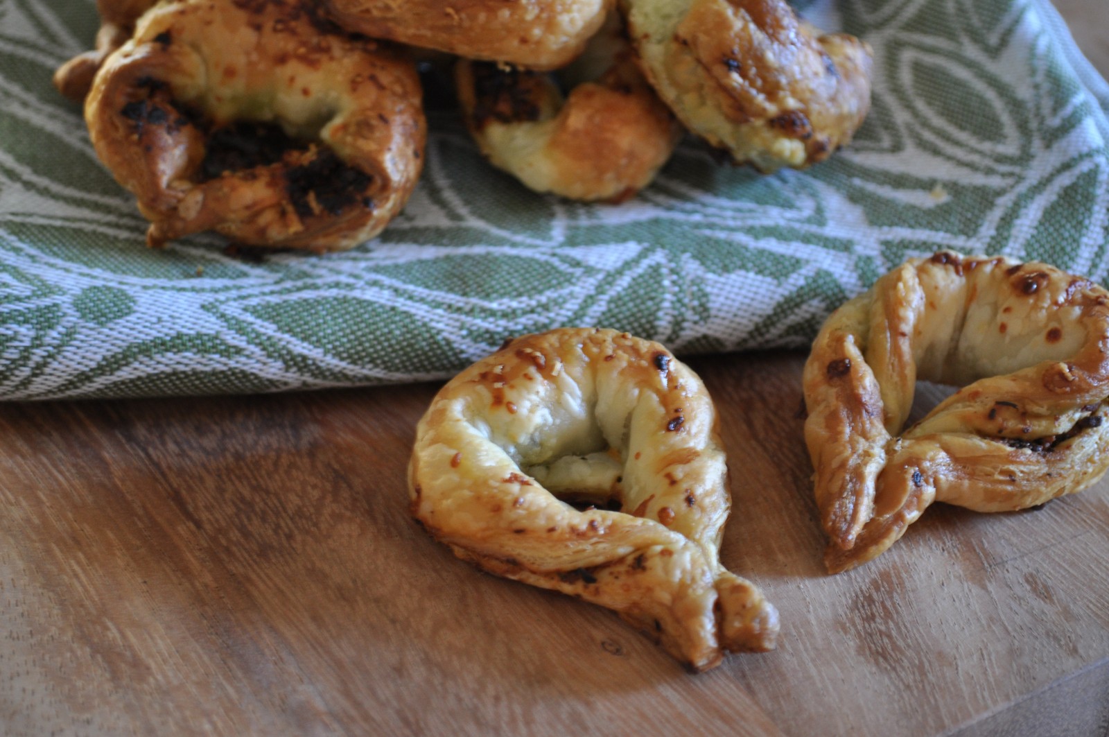 Procuitto and pesto crescents