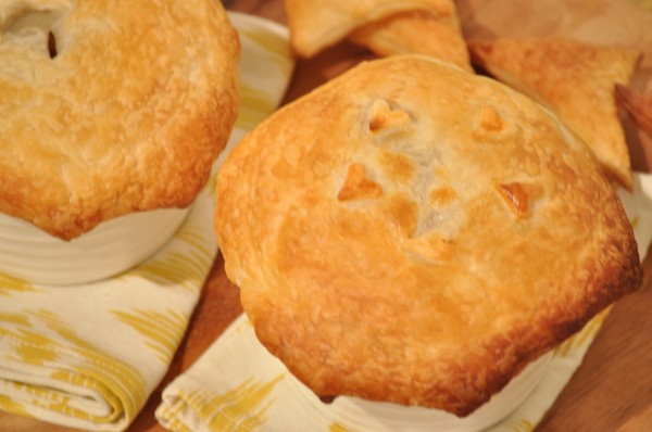 Curry puff pies