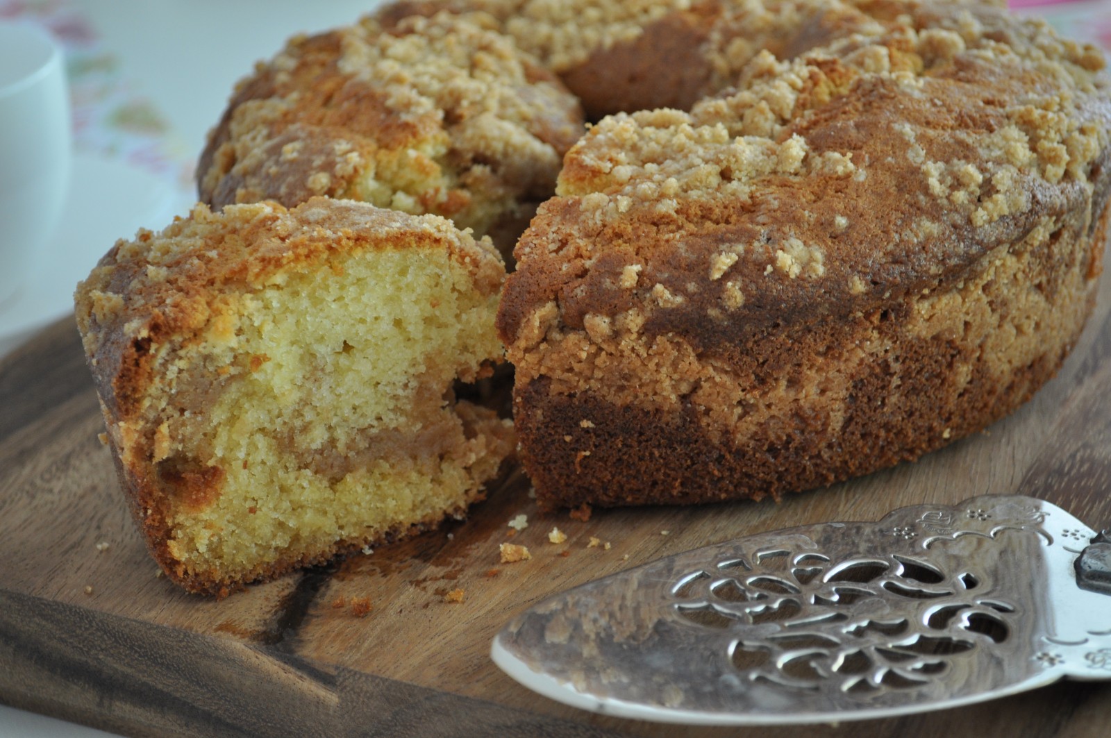 Cinnamon swirl coffee cake