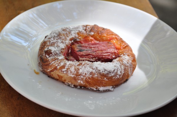Rhubarb pastry