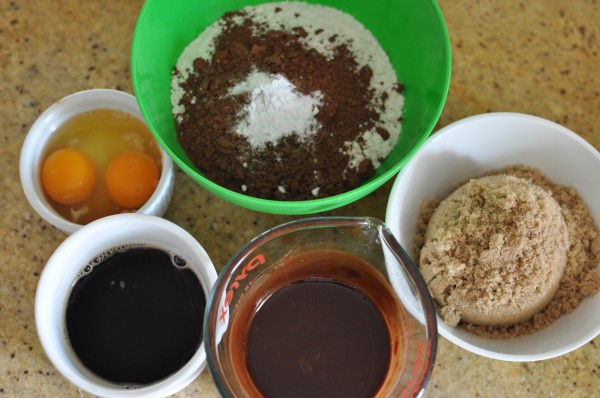 The ingredients - a rather dark colour sceme