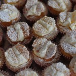 Icing sugar dusting Icing sugar dusting