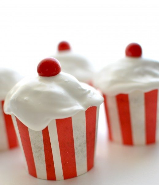Nigella's fluffy white cupcakes