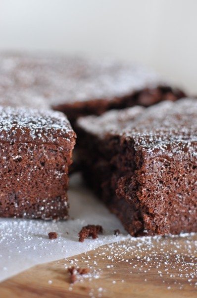 195 Calorie Devil's Chocolate Cake