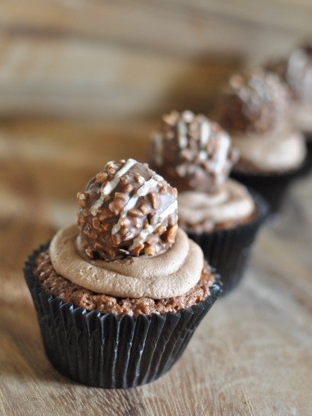 Choc-hazelnut cupcakes