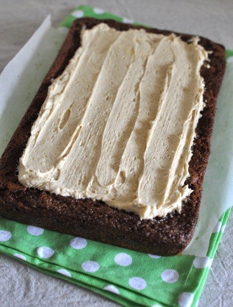 Chewy pecan slice