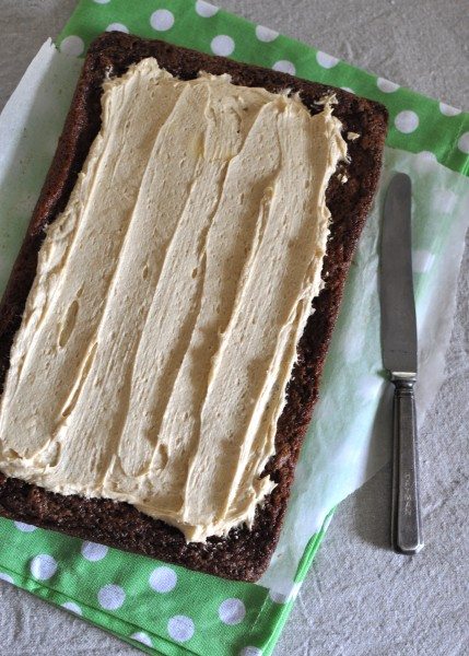 Chewy pecan slice