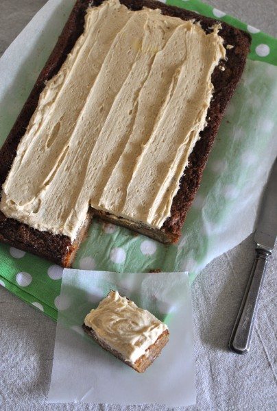 Chewy pecan slice