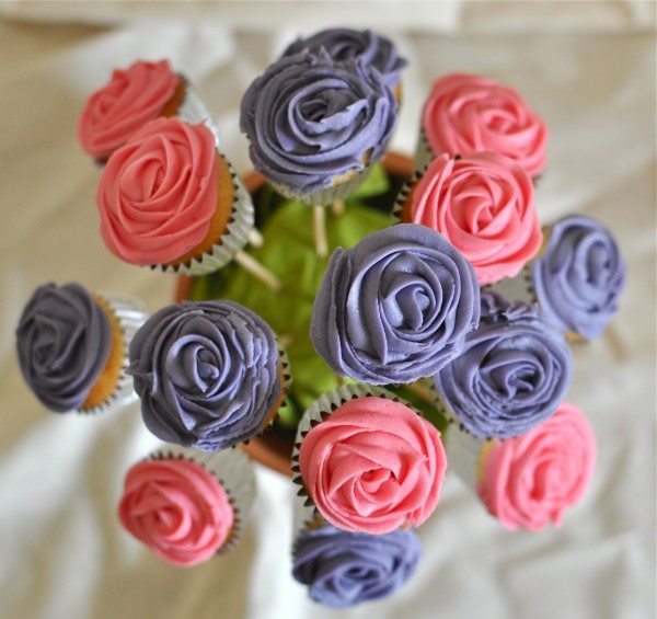 Cupcake flower pot