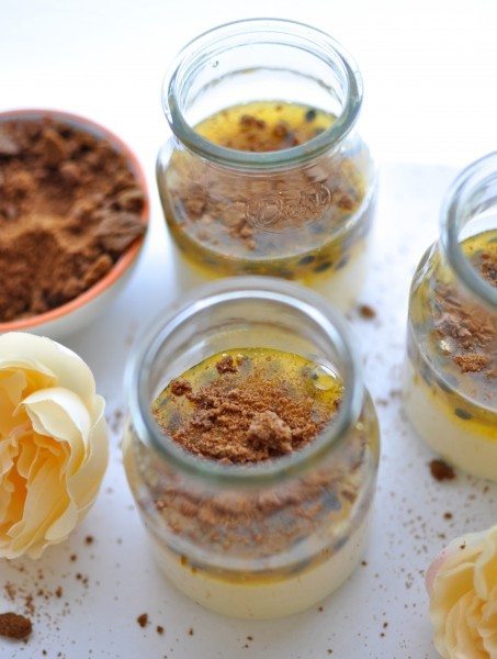 Passionfruit cheesecake pots