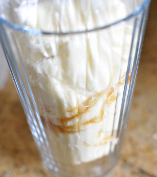 Maple icing ready for piping