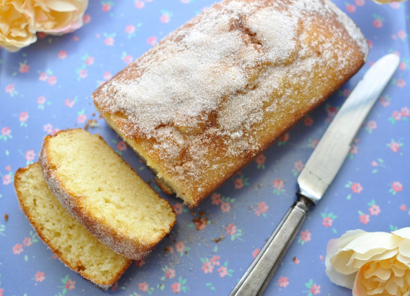 Cinnamon tea cake