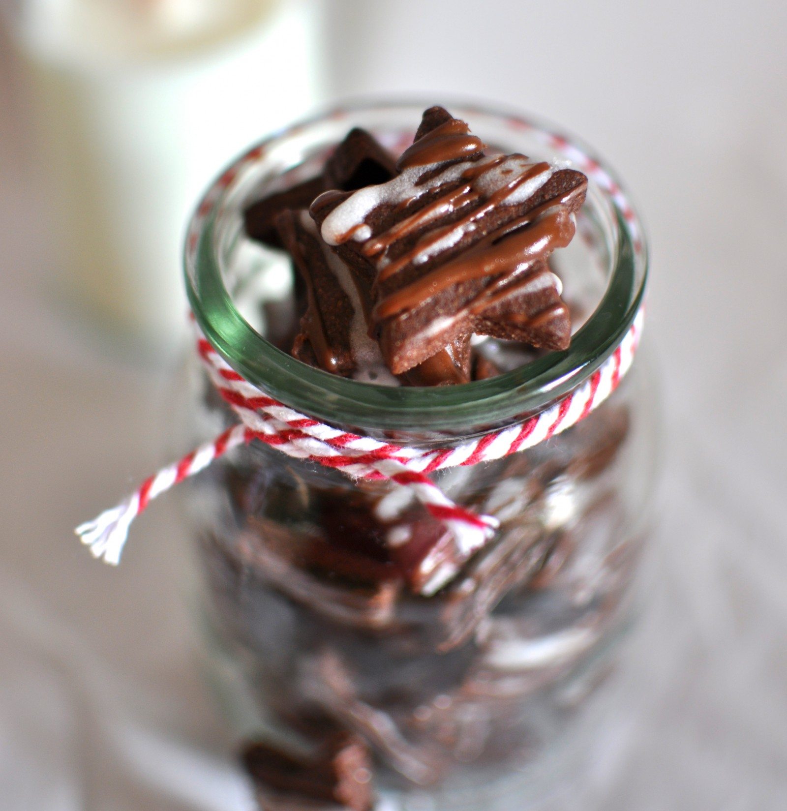 Chocolate spiced shortbread stars