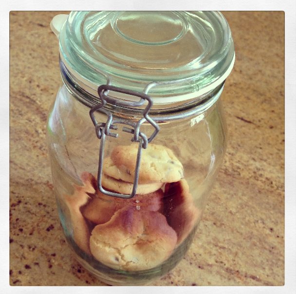 Cookie jar