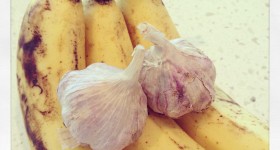 Bananas & garlic